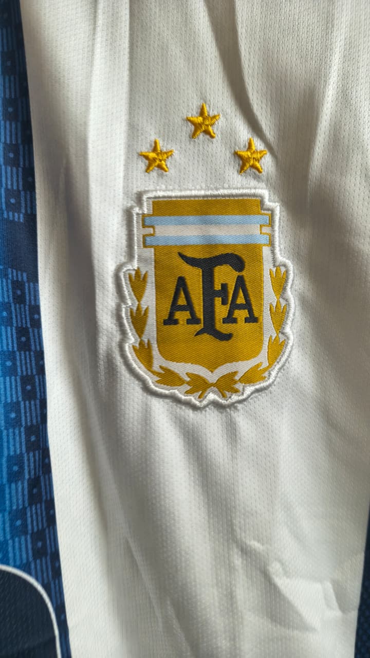 Lionel Messi - 10 - Argentina - Home Kit - Player WC Edition - Embroidery